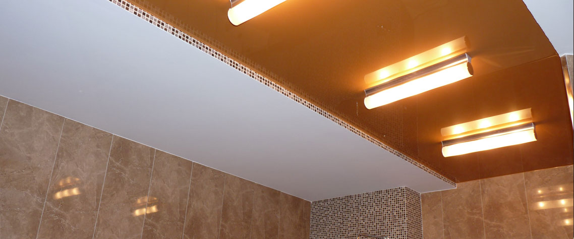 Натяжной потолок в ванную комнату